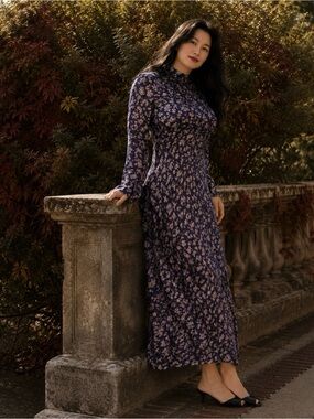 Meet your Posher, Sarina